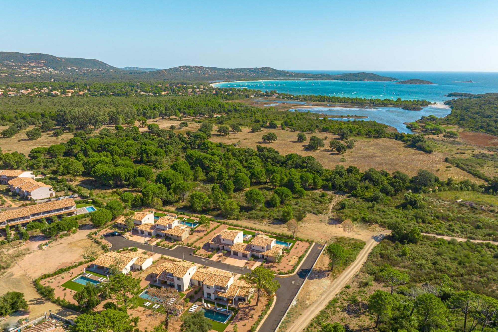 Calarossa Bay Resort ポルトヴェッキオ エクステリア 写真